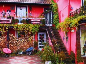 Гостиница Tilly's B&B and apartment house, Ле Оваль